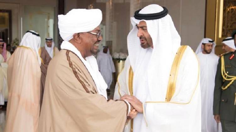 الرئيس السوداني يصل الإمارات في مستهل جولة خليجية تقوده إلى السعودية والكويت
