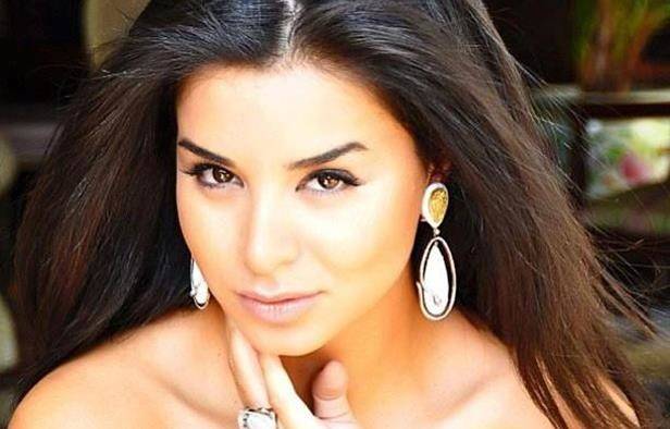ريما فقيه تشعل الـ"إنستغرام" بالبكيني.. وهذا ما قاله الناشطون عن ابنتها!