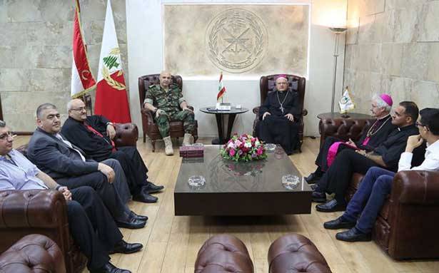 إستقبالات قائد الجيش