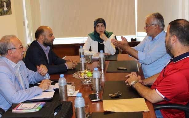 عز الدين ناقشت وزوارها موضوع الحكومة الإلكترونيّة