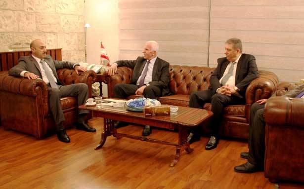 صليبا بحث أوضاع الفلسطينيين