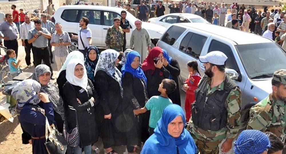 مئات العائلات تعود إلى منازلها بريف حماة الشمالي
