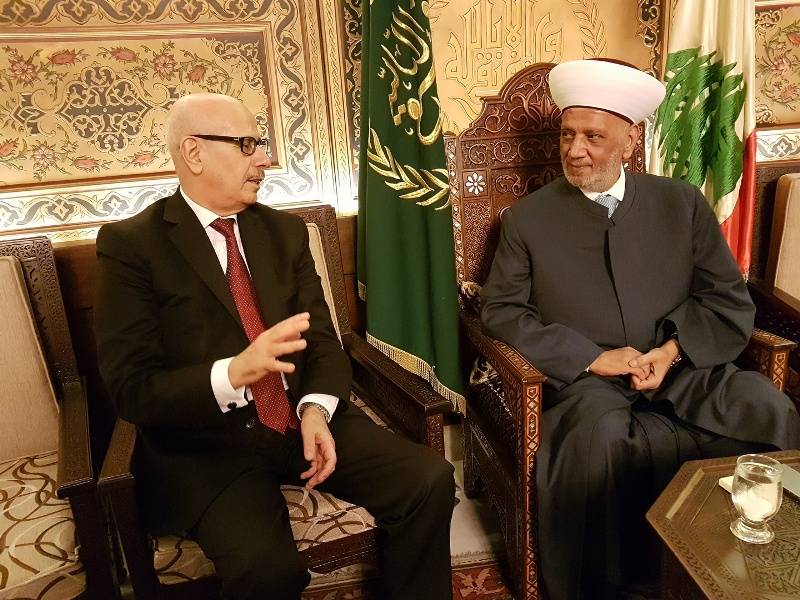 دريان عرض مع سفير المغرب تعزيز العلاقات بين الدول والشعوب الاسلامية