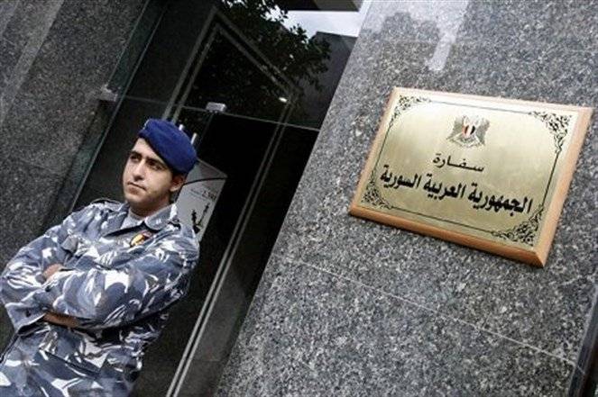 السفارة السورية في لبنان: نثني على موقف الرئيس عون ودعوته الى نبذ التحريض والتعبئة ضد النازحين