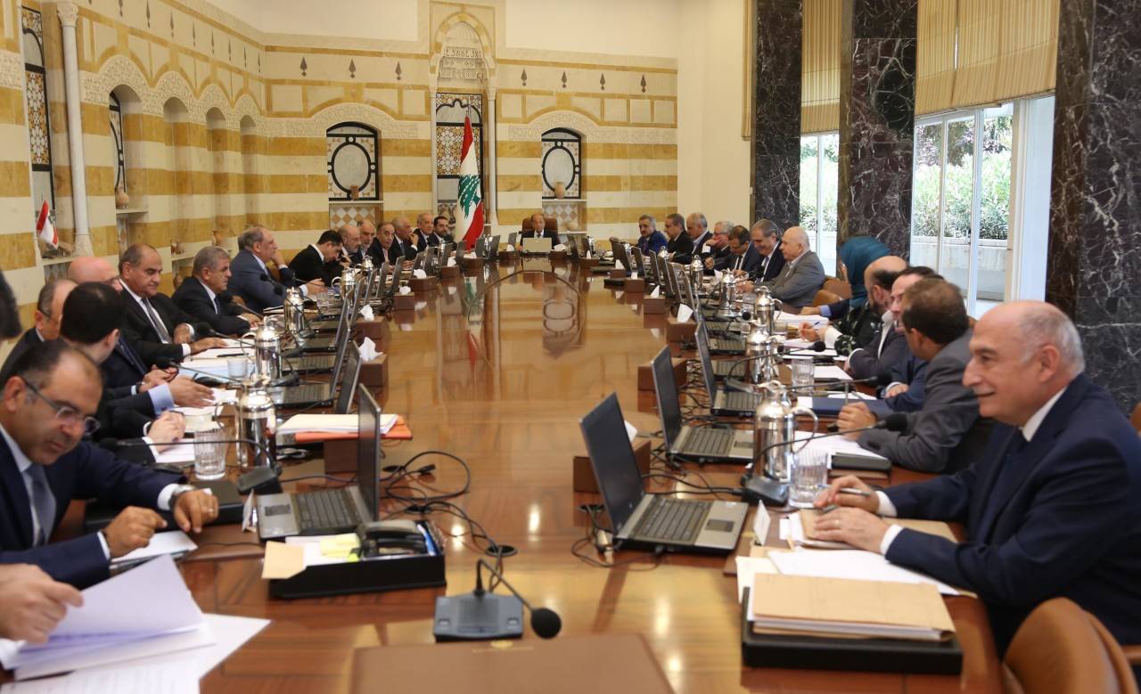 مجلس الوزراء يقرّ الترفيعات والمناقلات الدبلوماسية