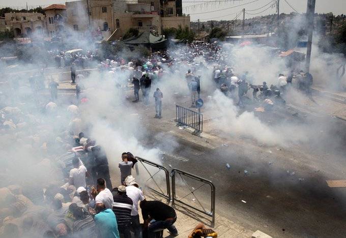 الهلال الأحمر الفلسطيني: نقل إصابتين خطرتين في القدس المحتلة إلى المستشفيات