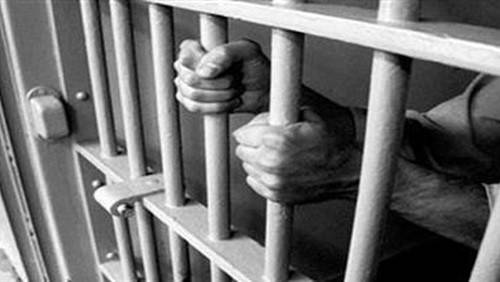 بالتفاصيل.. عصابة تحتجز سوريين في منزل في بر الياس!