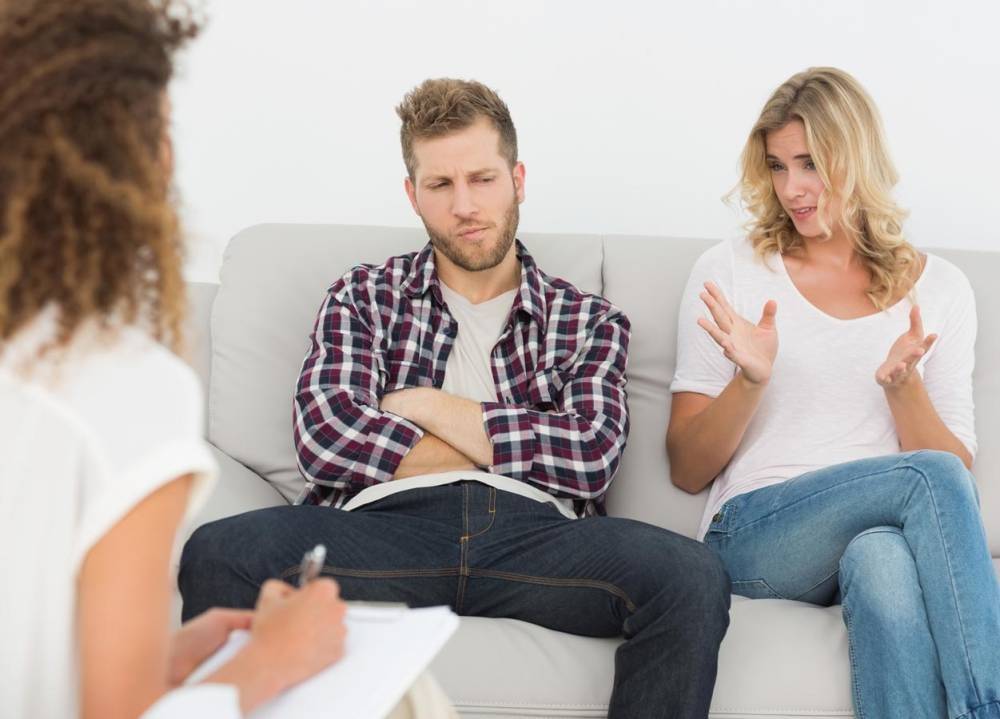 الأدوار الإجتماعية.. تصيب المرأة والرجل بالضياع!