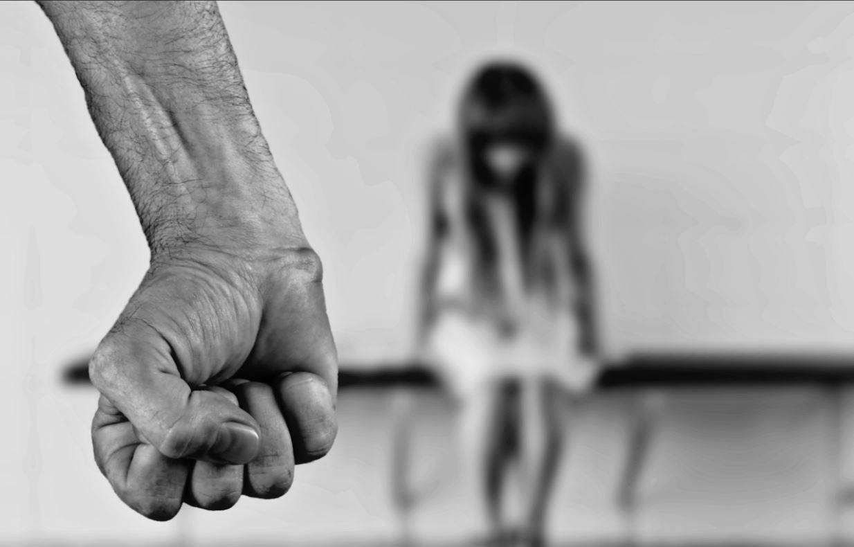 خطف طفلة كي يفعل الفاحشة بها وهذا ما حصل له!