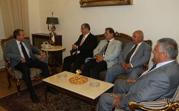 الوفد الأوسترالي بحث أوضاع
الجالية مع برّي وباسيل