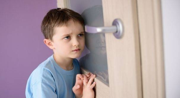 ما الذي يتوجب فعله إن دخل طفلك الغرفة خلال العلاقة الزوجية؟