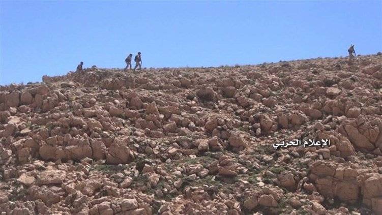 مسلحو النصرة بدأوا بالتقهقر.. حزب الله يسيطر على وادي المعيصرة ومرتفع قلعة الحصن