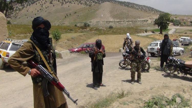 35 قتيلا في هجوم لطالبان على مستشفى وسط أفغانستان