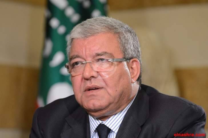 المشنوق:الجيش يتعاطى بمنتهى الحكمة وفصل بإجراءاته عرسال عن الجرود