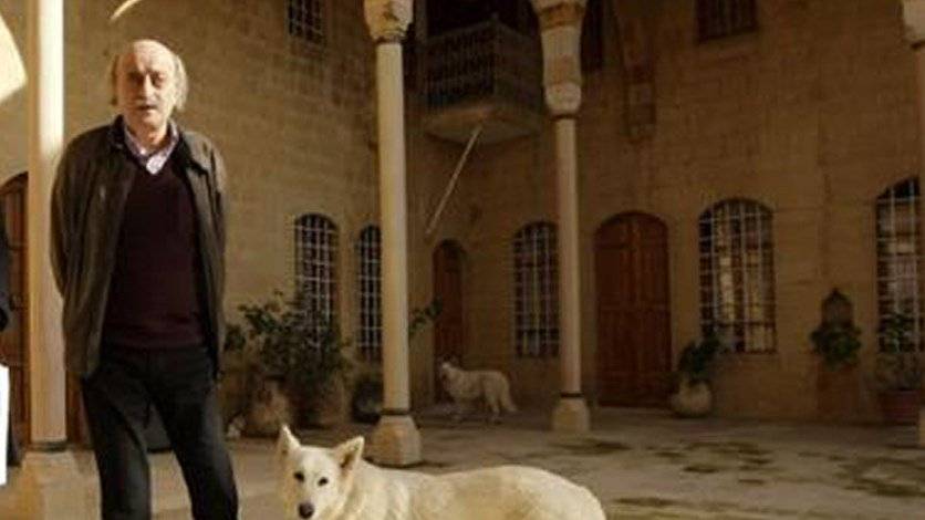 صورة تجمع جنبلاط ونورا بجعجع وستريدا