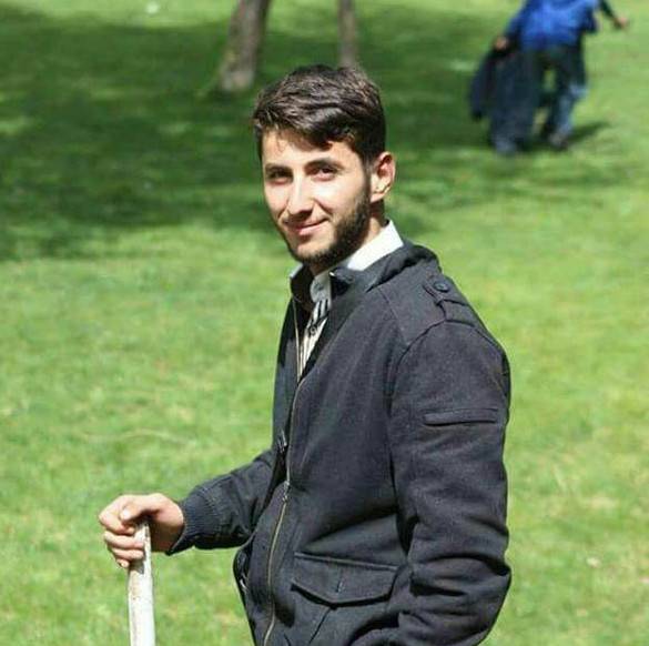 صور مؤثرة: بعدما سقط في عرسال.. كلب مهدي يرفض وداعه!