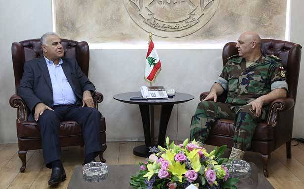 قائد الجيش استقبل سفيرين وقهوجي