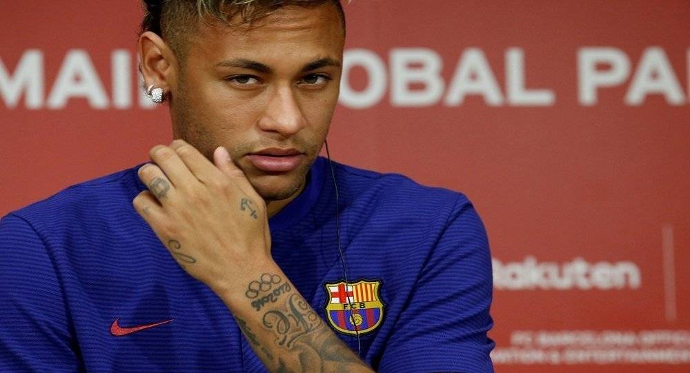 نيمار لبرشلونة: تعاقدوا مع "صديقي"...أو سأرحل إلى باريس