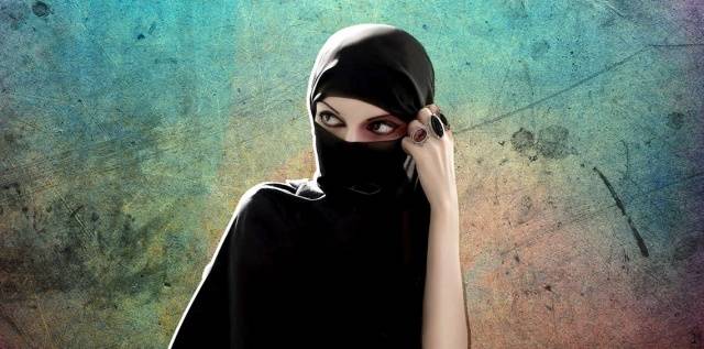 بعد انتشار مقاطع عارية عبر حسابها.. فتاة تفجر مفاجأة في الكويت!