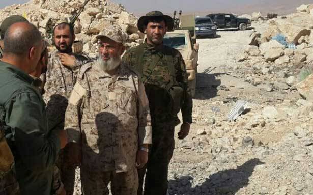 هدوء على محاور القتال في الجرود
يزبك زار جبهات القتال: أنتم أطهر الناس