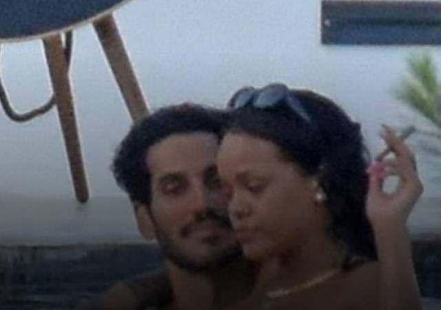 بالتفاصيل - كيف وصفت ريهانا علاقتها بحبيبها البليونير السعودي... وماذا كشفت من اسرار؟!