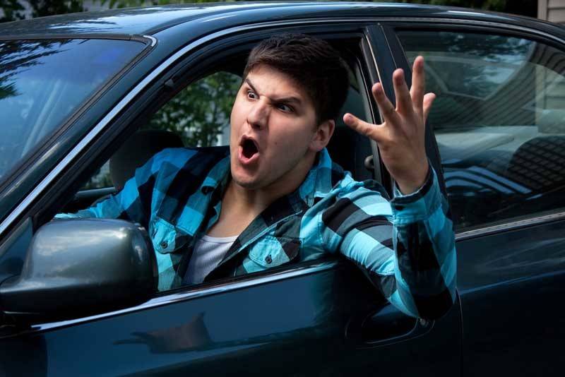 علامات تدل على أنّك سائق مزعج.. إقرأ هذا الخبر!