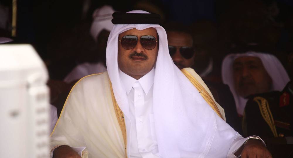 تسريب صورة عارية لأمير قطر وزوجته لها علاقة بالموضوع