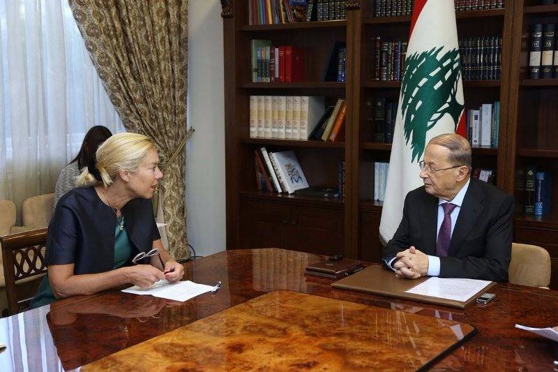 عون استقبل كاغ ووفد الجالية اللبنانية في كوادالوب