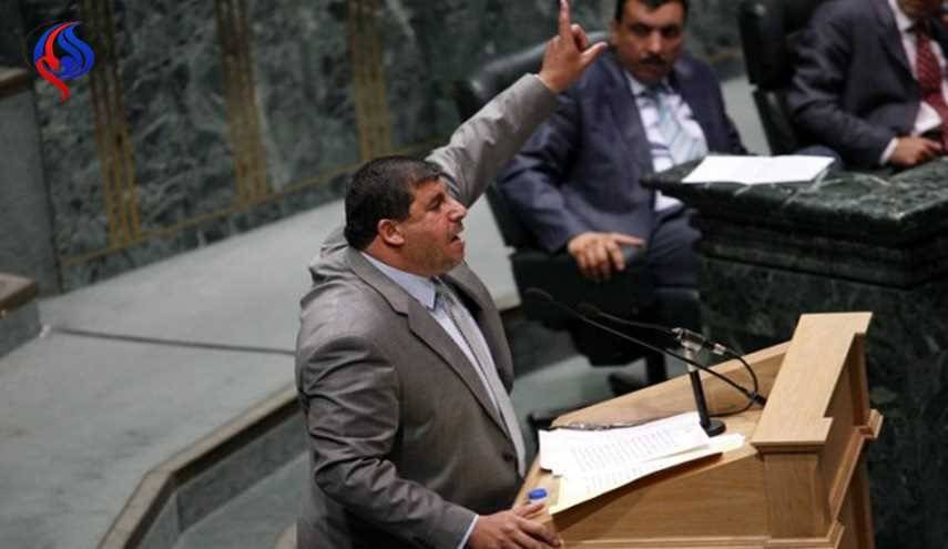 نائب اردني يثير الجدل بعد طلبه "مباطحة" نائب رئيس الموساد