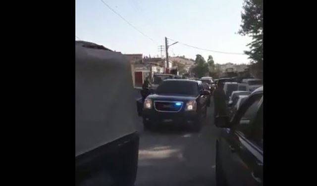 بالفيديو..لحظة وصول موكب اللواء ابراهيم إلى اللبوة