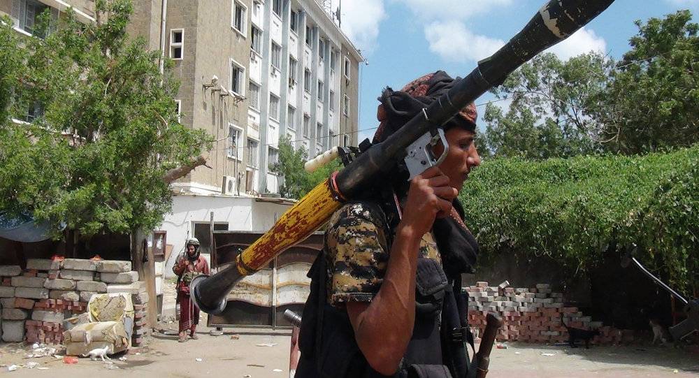 حرب اليمن وصواريخها في السعودية