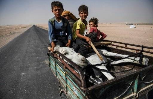 منظمات انسانية تحذر من شح المواد الغذائية في الرقة السورية