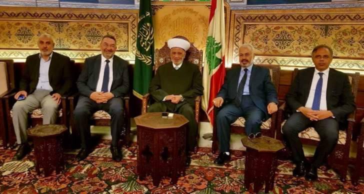 هرموش التقى دريان: قضية التعطيل يوم الجمعة قضية حساسة وخطيرة