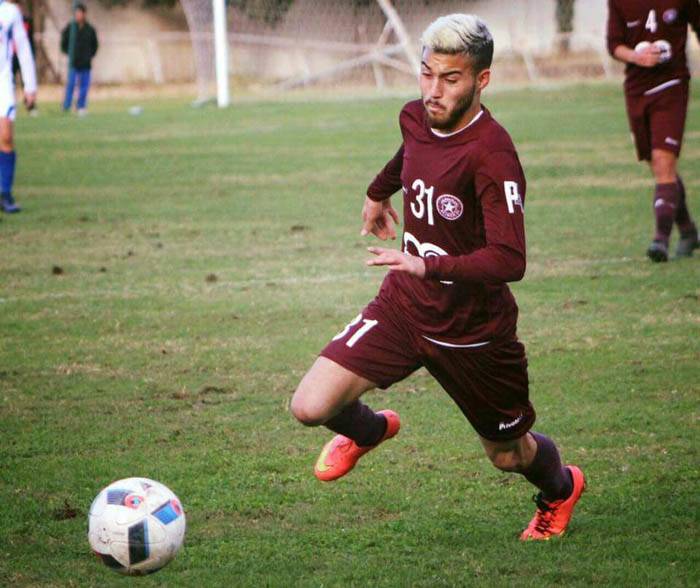 لاعب لبناني على أبواب الاحتراف في اسبانيا!