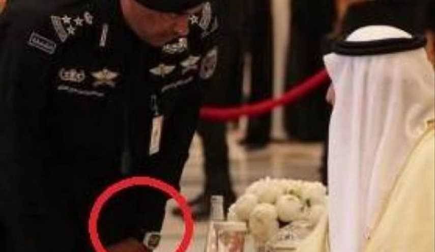 بالصورة.. حارس الملك السعودي يثير ضجّة عارمة بساعته، لن تتخيّلوا قيمتها!