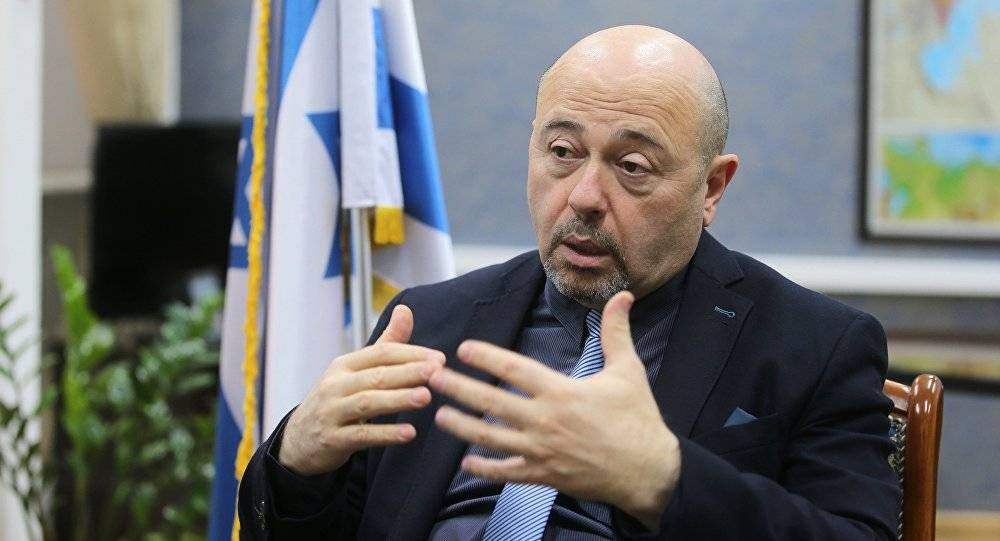 السفير الإسرائيلي في موسكو: نرحب بجهود روسيا في سوريا