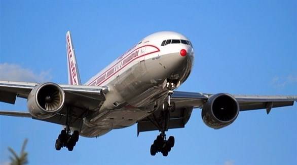 إيقاف طيارين عن العمل بسبب نقص الوقود في طائرتهما!