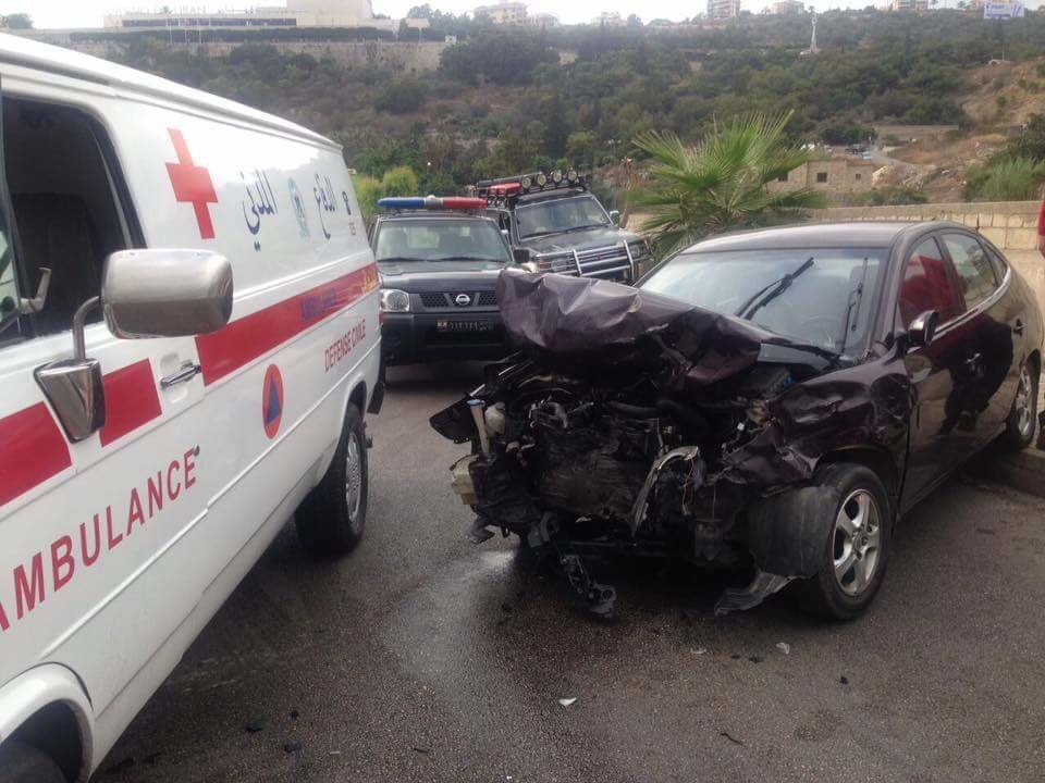 4 جرحى بحادث سير على أوتوستراد غزير