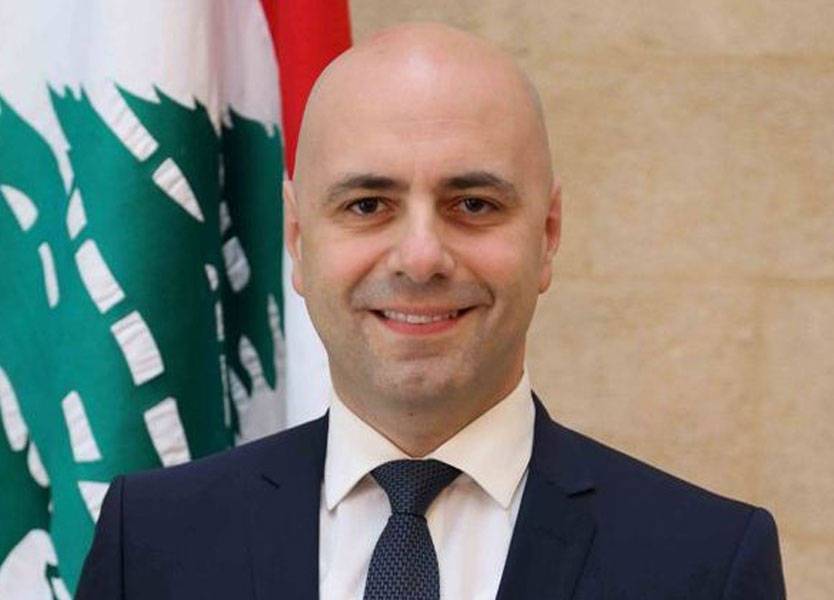 حاصباني ينبّه من احتمال إنهيار الاقتصاد