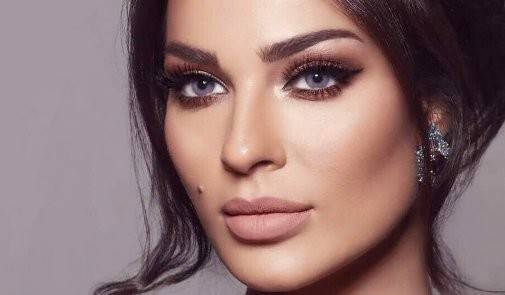 بالصور.. نادين نسيب نجيم في حفل زفافها!