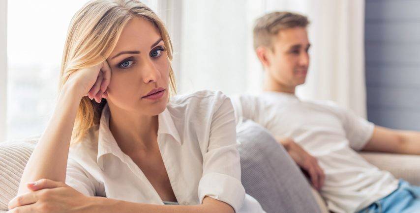 عندما يرفض الرجل اهتمام المرأة به.. ما هو الحلّ؟!