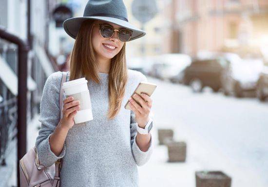 هو "Online"! إليك هذه الحيل لدفعه للتحدث اليك عبر "واتساب"