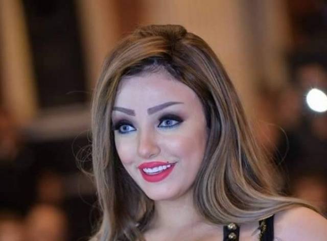 أول صورة مسربة للراقصة غزل من داخل المستشفى قبل وفاتها!