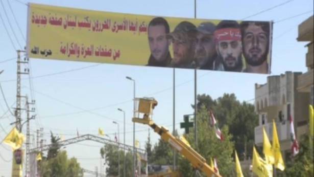 من هم أسرى المقاومة المحررون؟