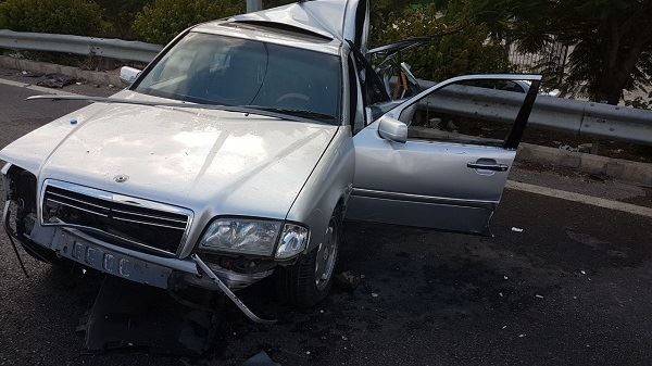 جريحان بينهما عميد في حادث سير مروع على اوتوستراد صيدا في الزهراني