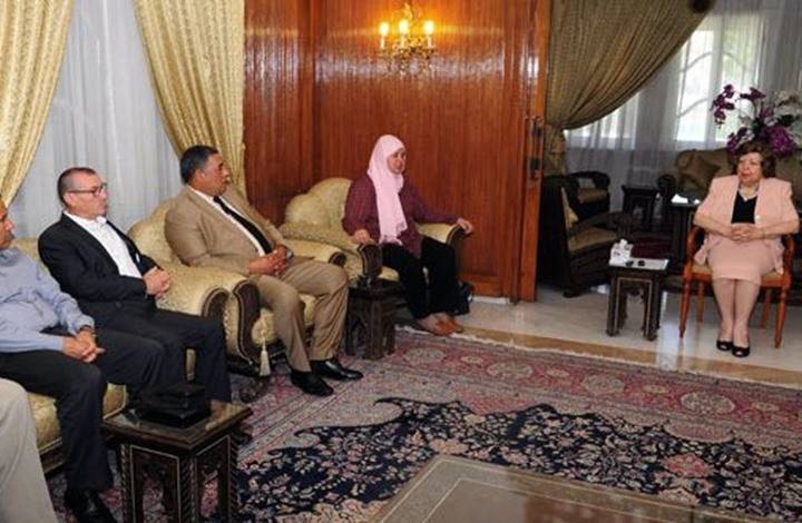 في خطوة نادرة.. نائبة الرئيس الأسد 