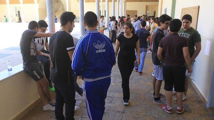 بعد اجتماع المدارس الكاثوليكية...ما هو مصير السنة الدراسية؟