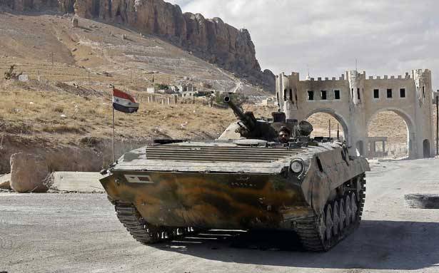 بعد تعثر الاكراد في الرقة هل يتدخل الجيش السوري ؟