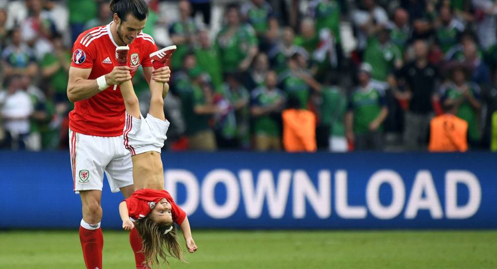 مورينيو يرحب بالتعاقد مع بيل حال رحيله عن ريال مدريد