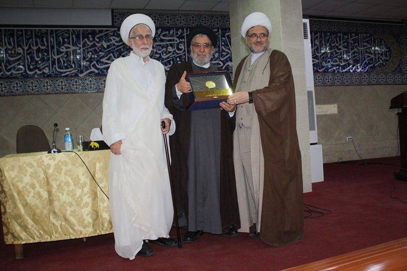 امين السيد مكرما من تجمع العلماء: مشروع رسم خريطة المنطقة على قاعدة هزيمة المقاومة فشل